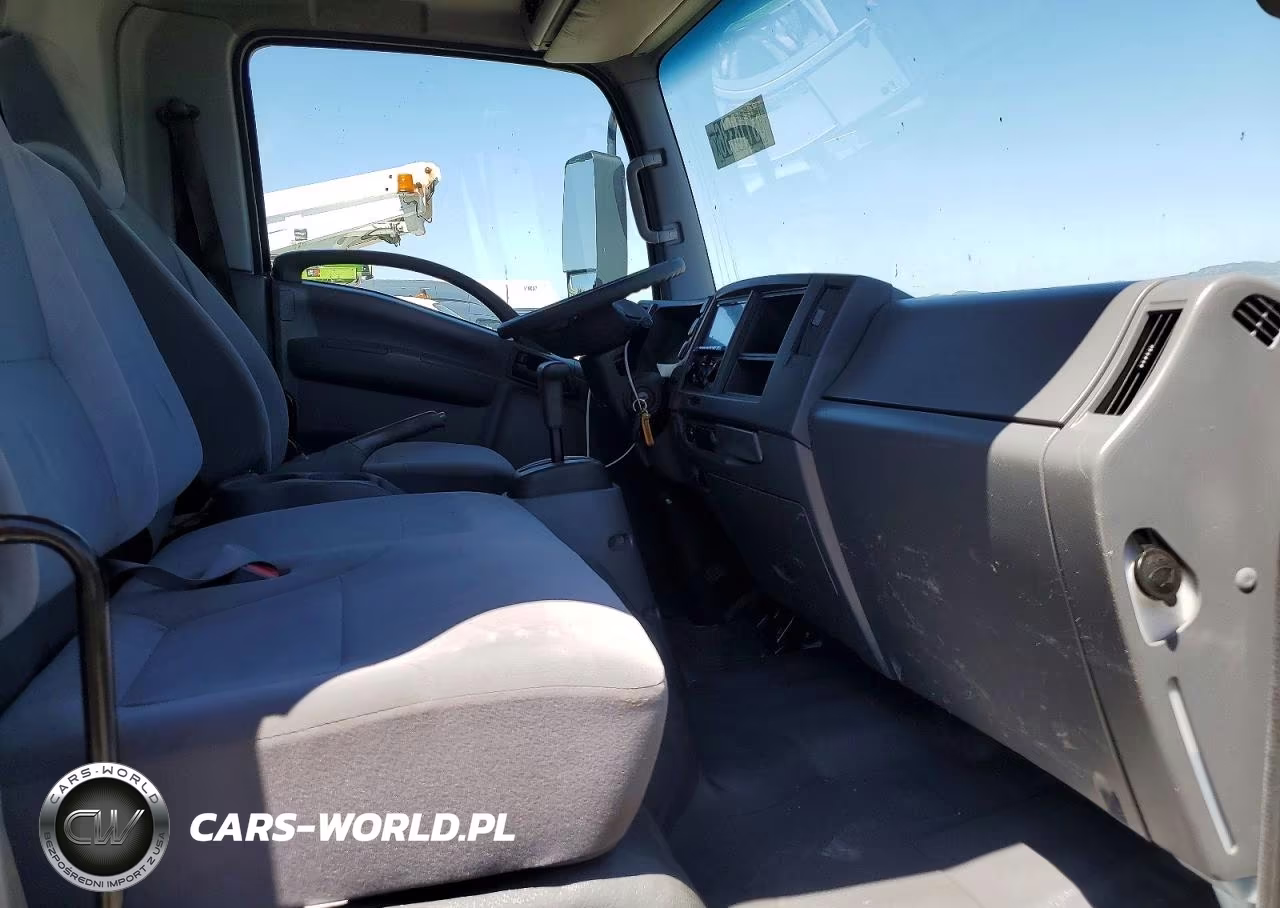 2021 Chevrolet 4500 Box Truck VIN:54DCDW1D8MS200250 - 11