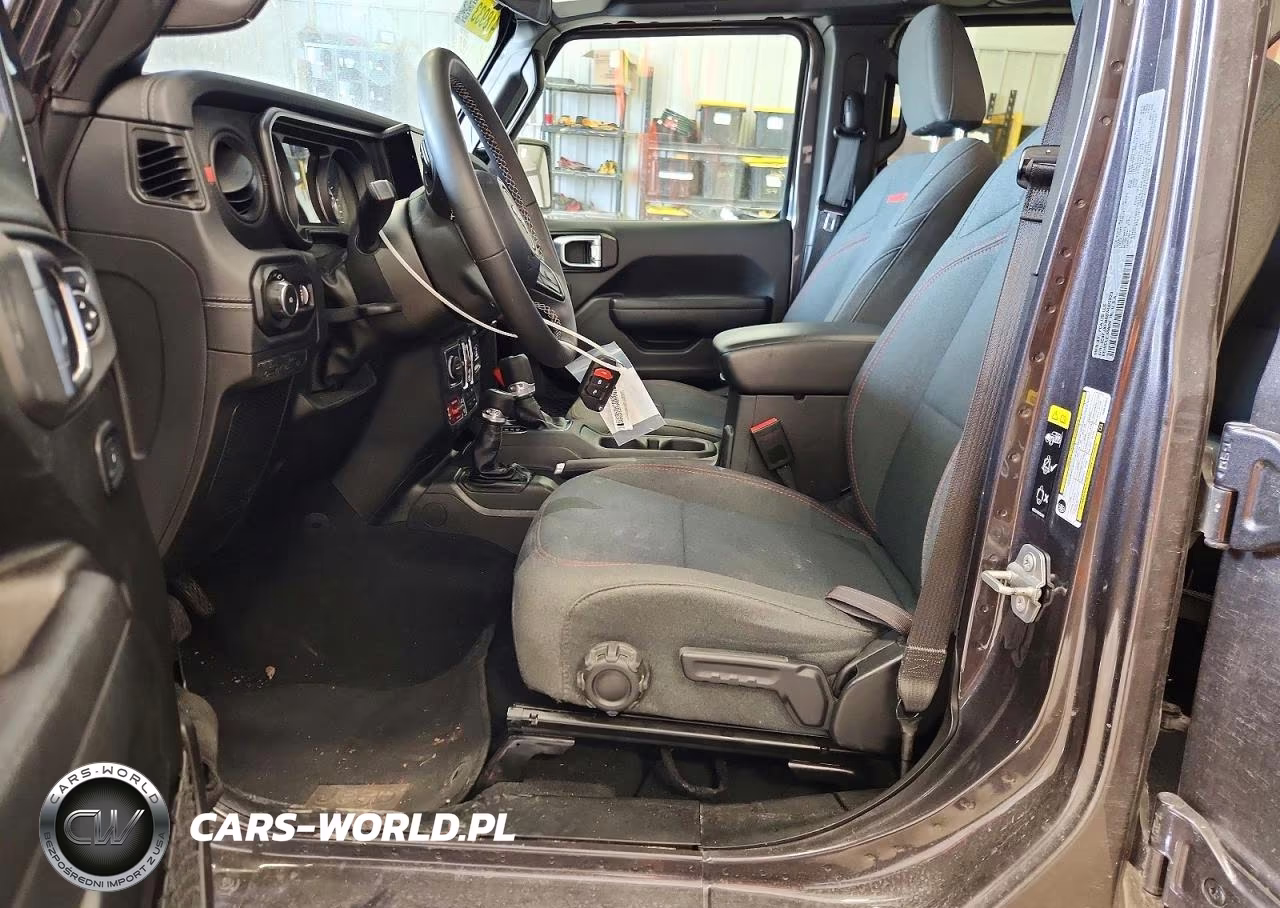 2025 Jeep Wrangler Rubicon VIN:1C4PJXFN4SW500329 - 7