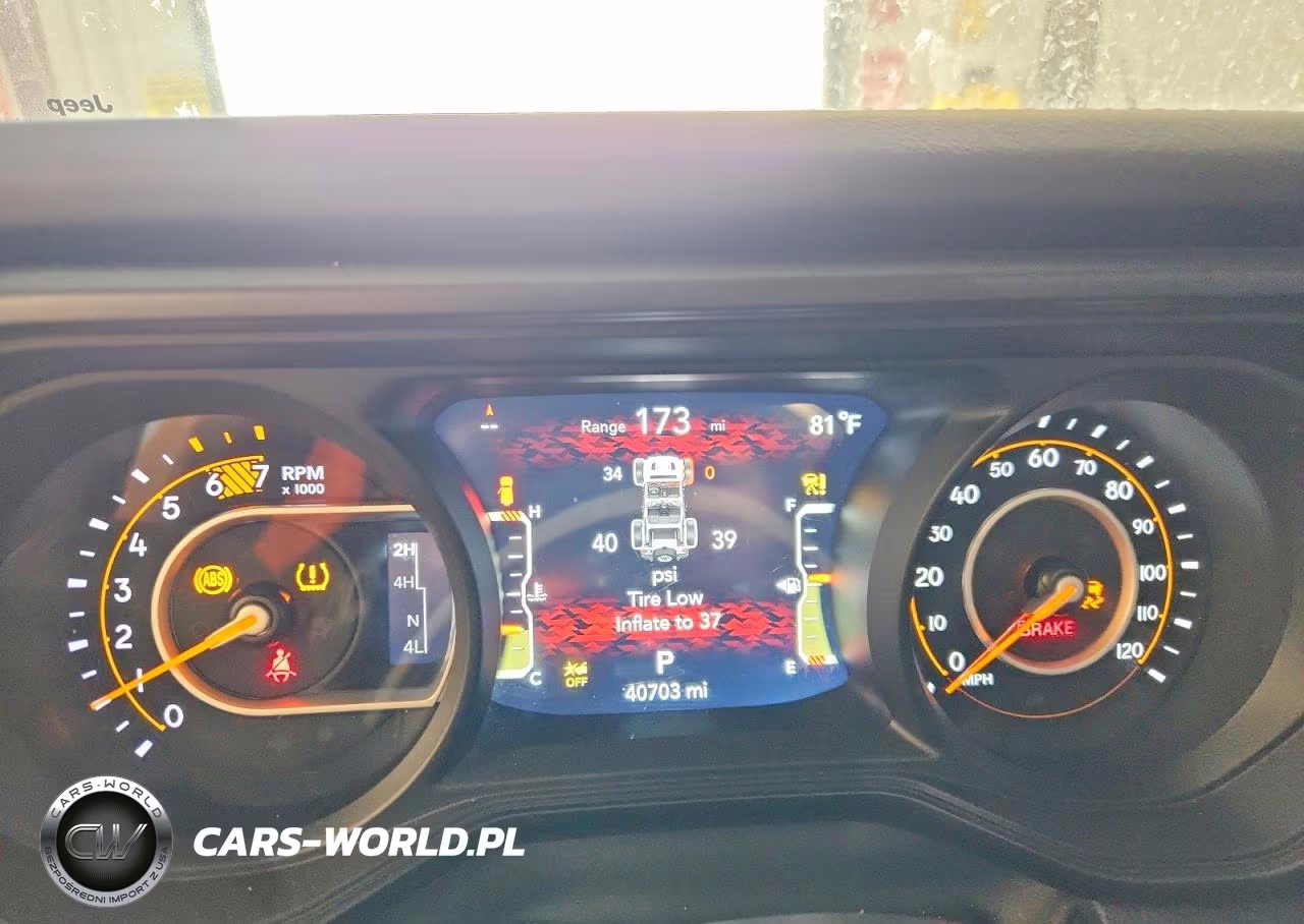 2025 Jeep Wrangler Rubicon VIN:1C4PJXFN4SW500329 - 9