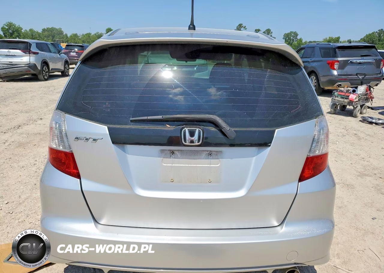 2011 Honda Fit Sport VIN:JHMGE8H51BC011605 - 6