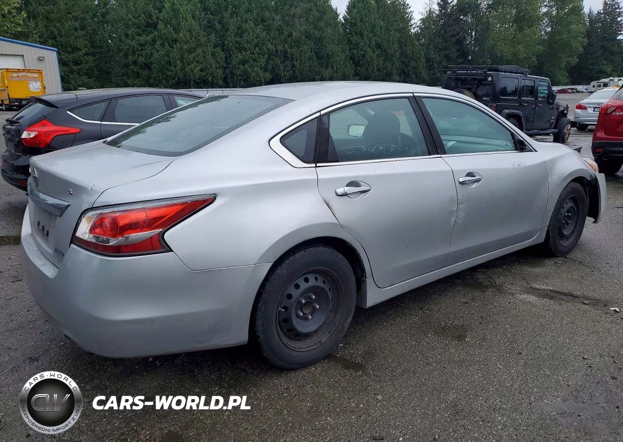 2014 Nissan Altima 2.5 S VIN:1N4AL3AP1EN349208 - 3