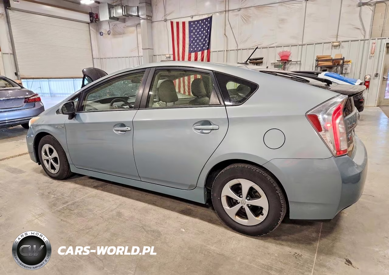 2013 Toyota Prius Three VIN:JTDKN3DUXD1642878 - 2