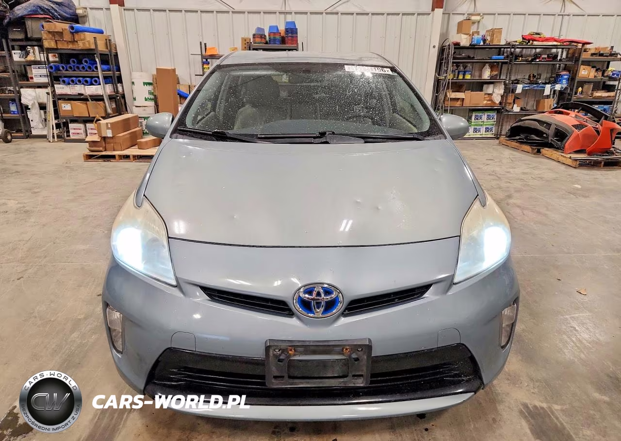 2013 Toyota Prius Three VIN:JTDKN3DUXD1642878 - 5