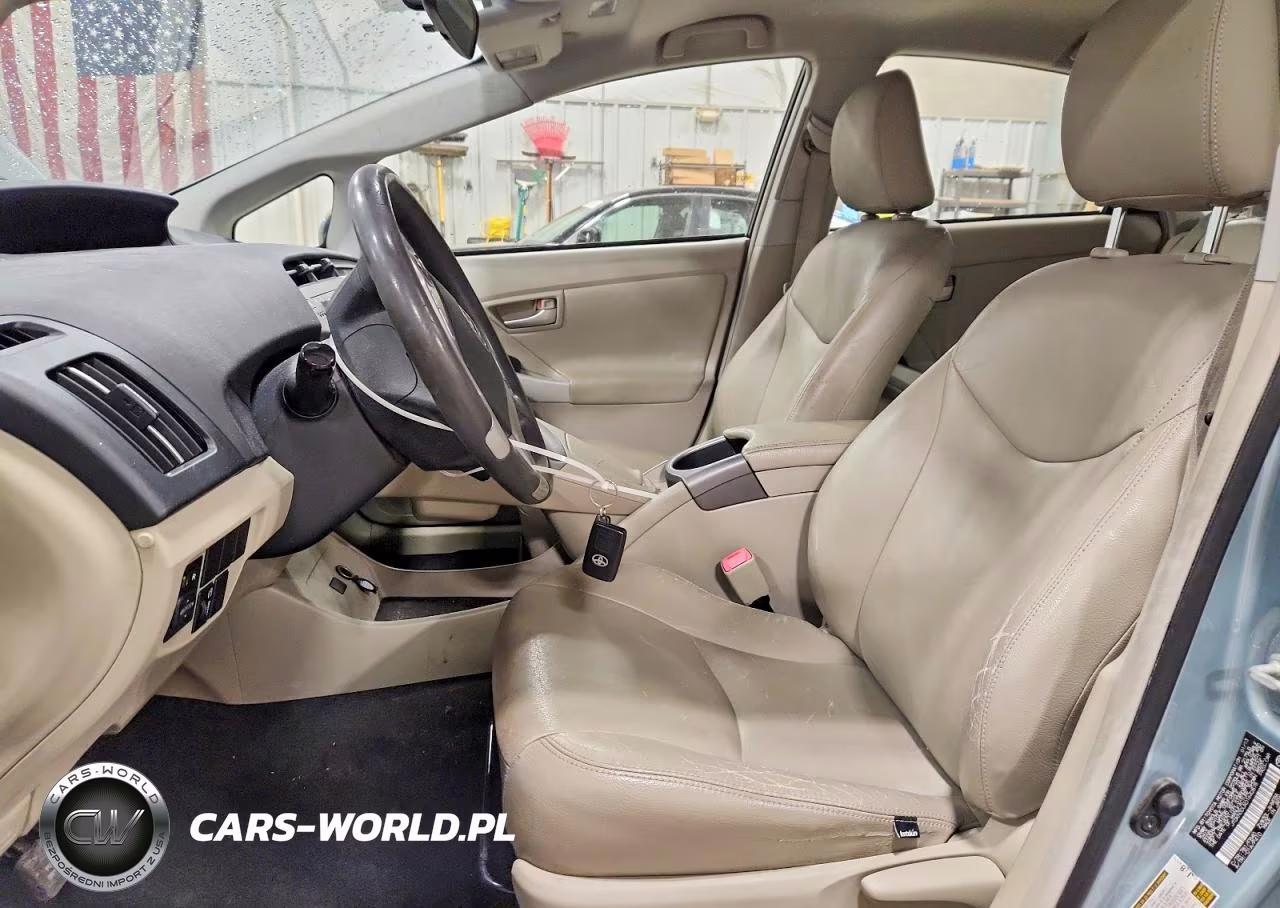 2013 Toyota Prius Three VIN:JTDKN3DUXD1642878 - 7