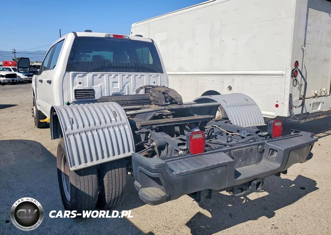 2023 Ford F350 Super Duty Truck Cab And Chassis VIN:1FT8W3DT5PEC22151 - 2