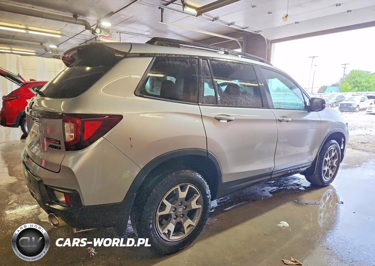 2022 Honda Passport Trail Sport VIN:5FNYF8H65NB018611 - 3
