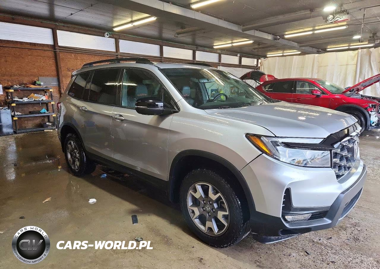 2022 Honda Passport Trail Sport VIN:5FNYF8H65NB018611 - 4