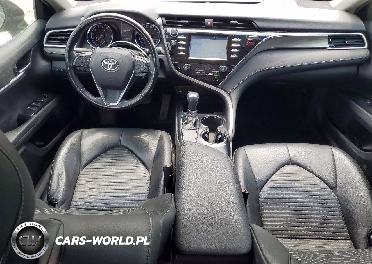 2018 Toyota Camry Se VIN:4T1B11HKXJU083069 - 8