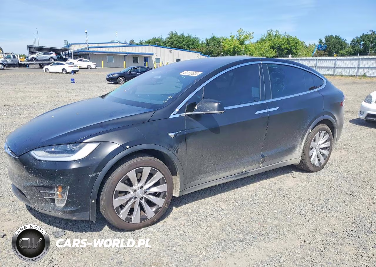2020 Tesla Model X VIN:5YJXCBE26LF236251 - 1