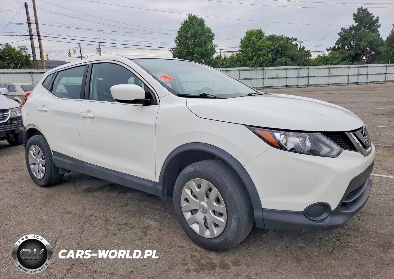 2019 Nissan Rogue Sport S VIN:JN1BJ1CRXKW348817 - 4