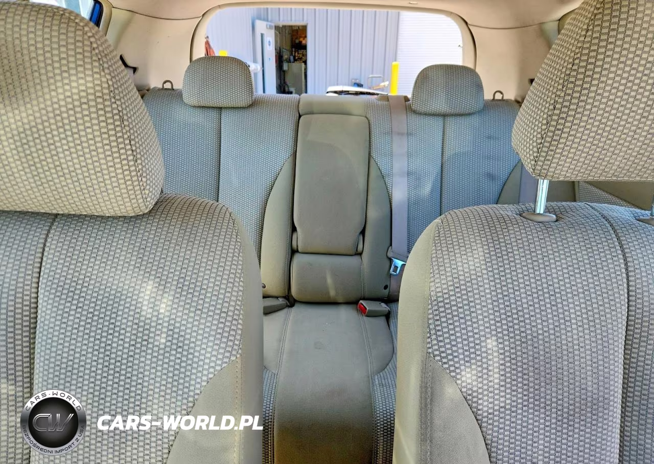 2008 Nissan Versa 1.8 S VIN:3N1BC13E38L357753 - 10