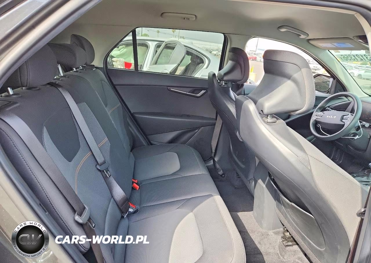 2025 Kia Niro Lx VIN:KNDCP3LE7S5255686 - 11