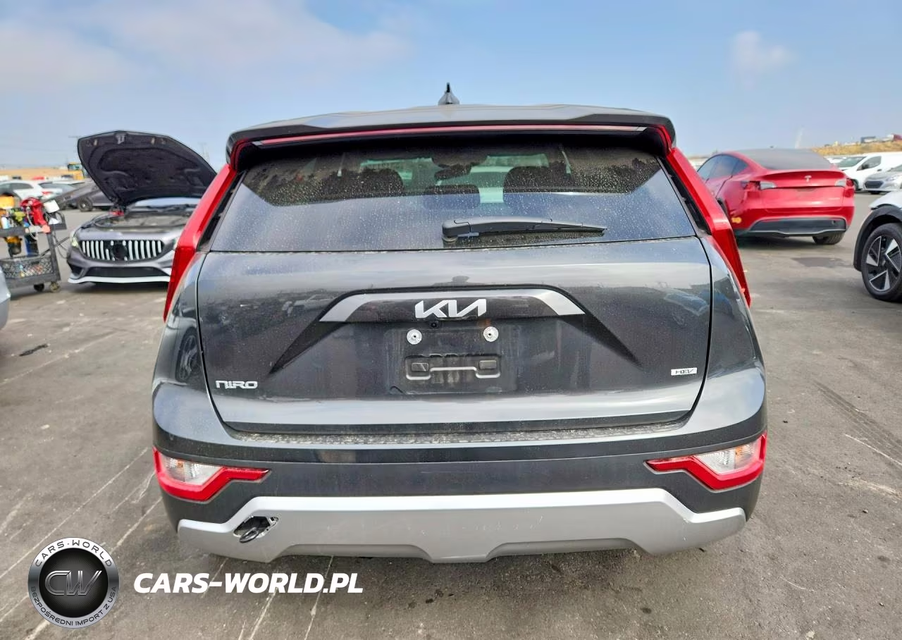 2025 Kia Niro Lx VIN:KNDCP3LE7S5255686 - 6