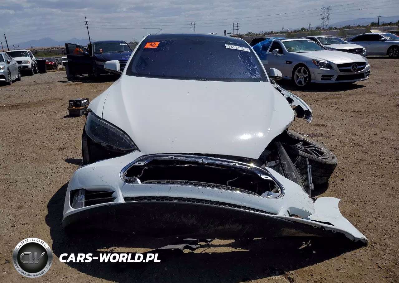 2014 Tesla Model S VIN:5YJSA1H16EFP35793 - 5