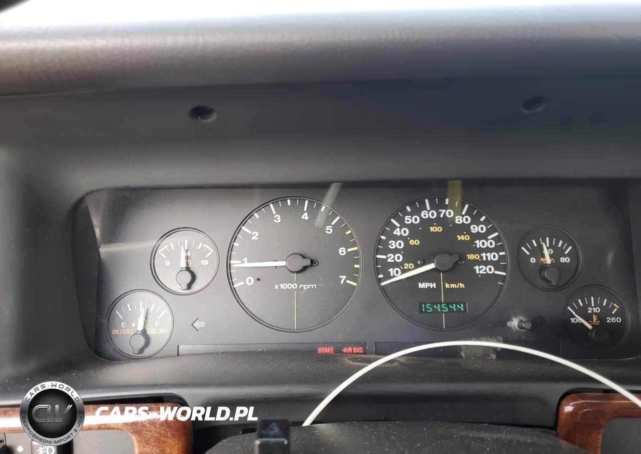 1998 Jeep Grand Cherokee Laredo VIN:1J4FX58S4WC317810 - 9