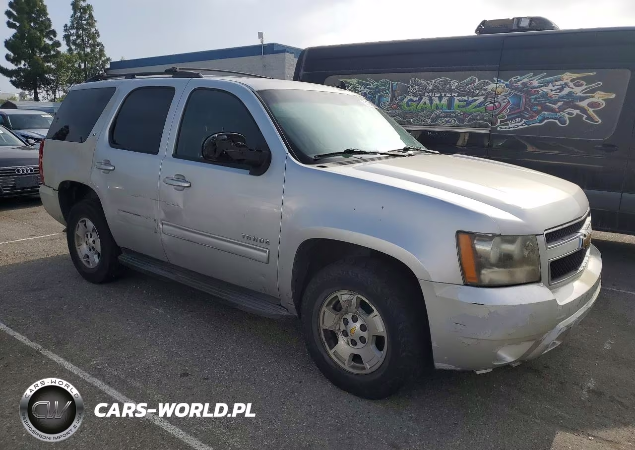 2011 Chevrolet Tahoe C1500 Lt VIN:1GNSCBE0XBR191825 - 4