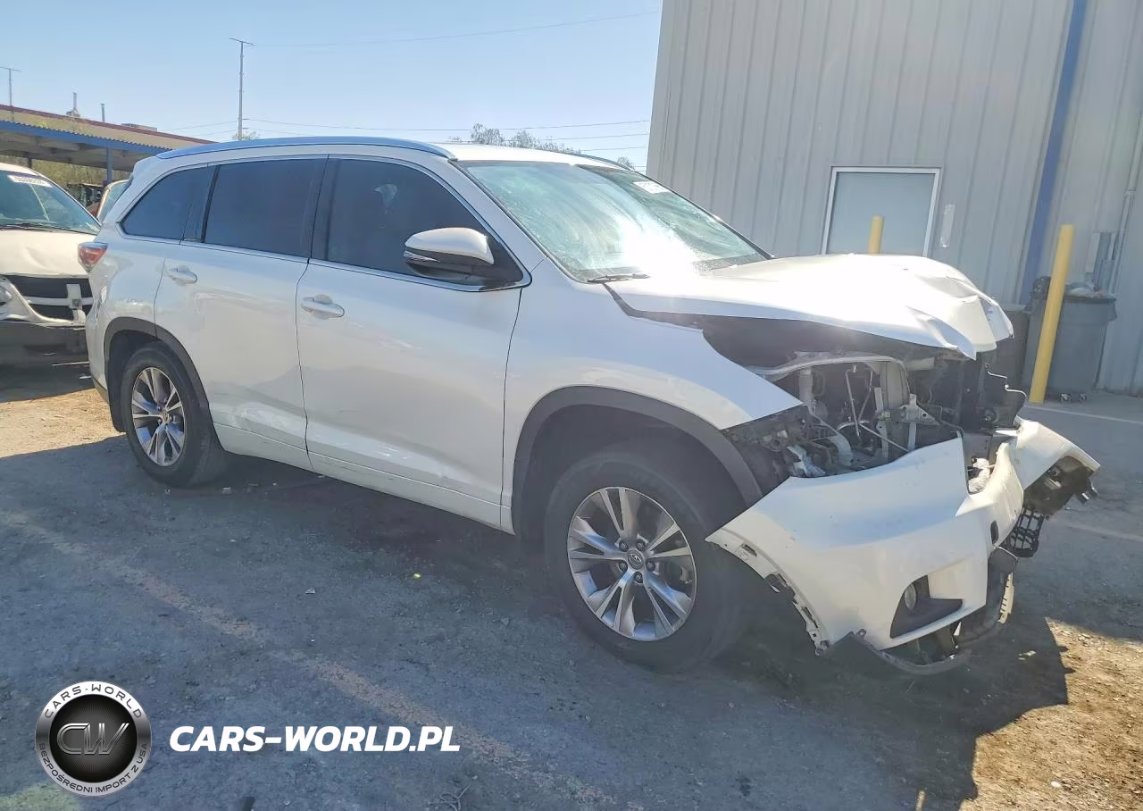 2015 Toyota Highlander Xle VIN:5TDJKRFHXFS154026 - 4