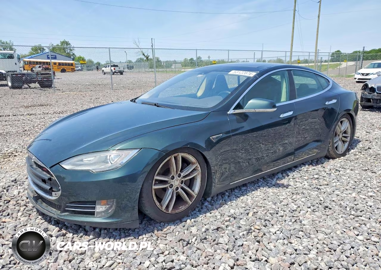 2014 Tesla Model S