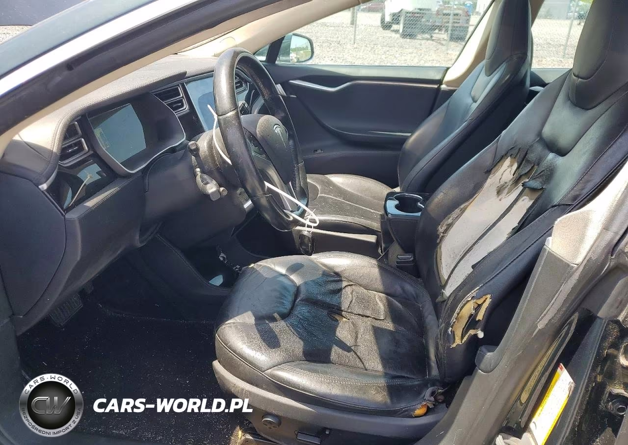 2014 Tesla Model S VIN:5YJSA1H17EFP39268 - 7