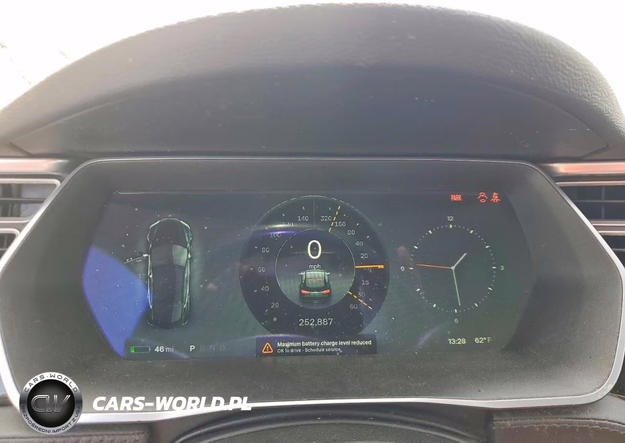 2014 Tesla Model S VIN:5YJSA1H17EFP39268 - 9