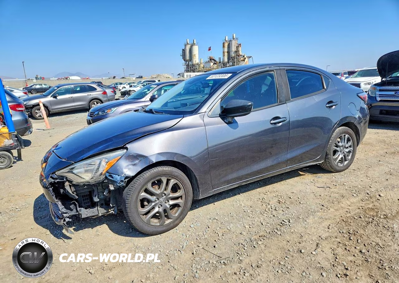 2017 Toyota Yaris Ia Base
