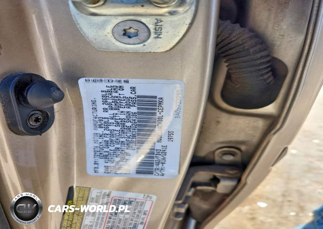 2004 Toyota Camry Le VIN:4T1BE30KX4U264186 - 12