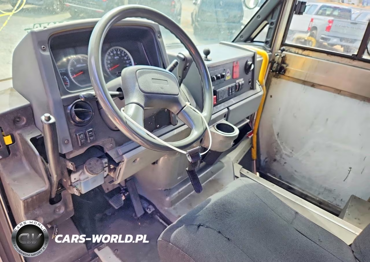 2014 Isuzu Npr VIN:JALB4T174E7W00284 - 8