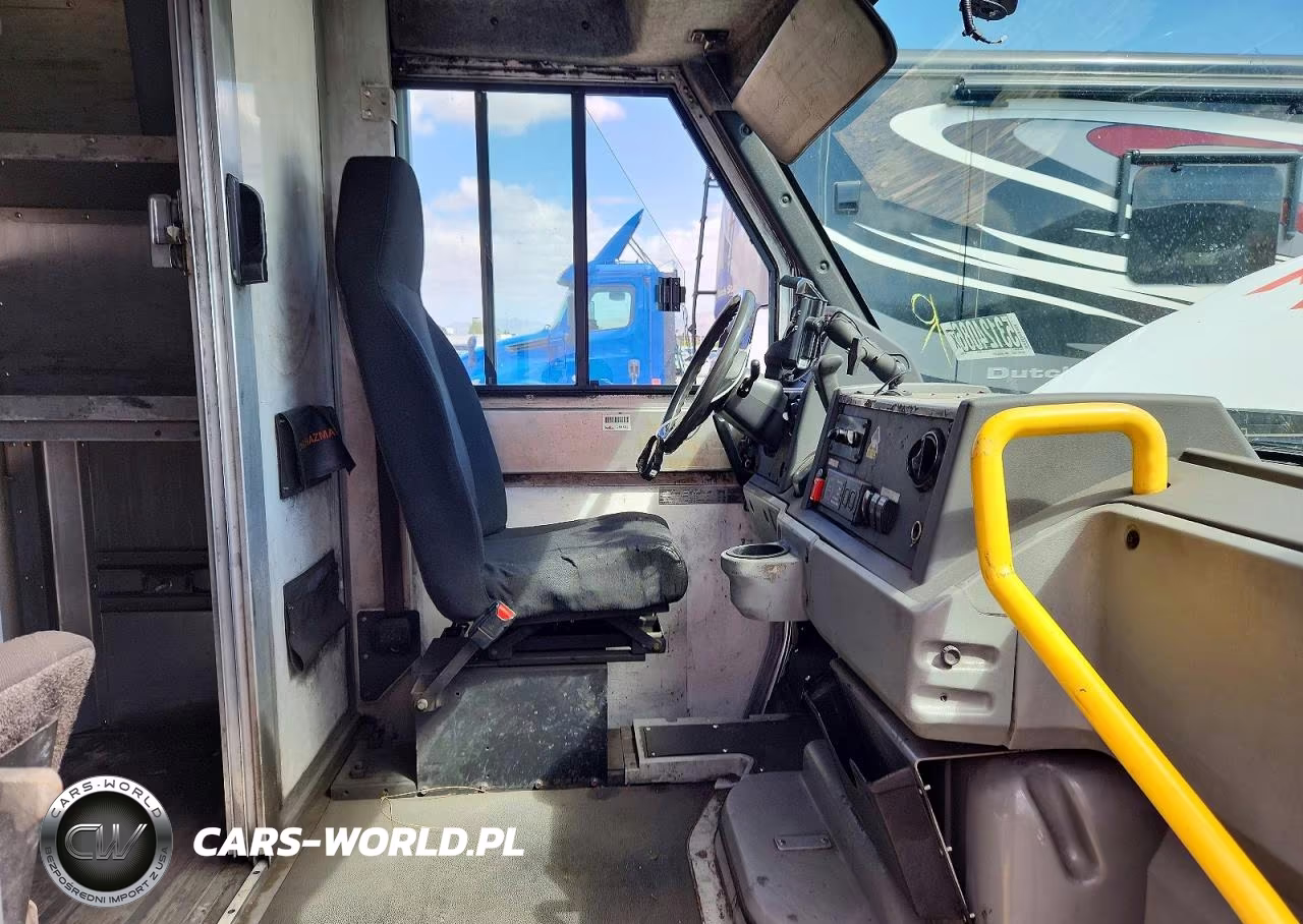2015 Isuzu Npr VIN:JALB4T171F7W00213 - 11