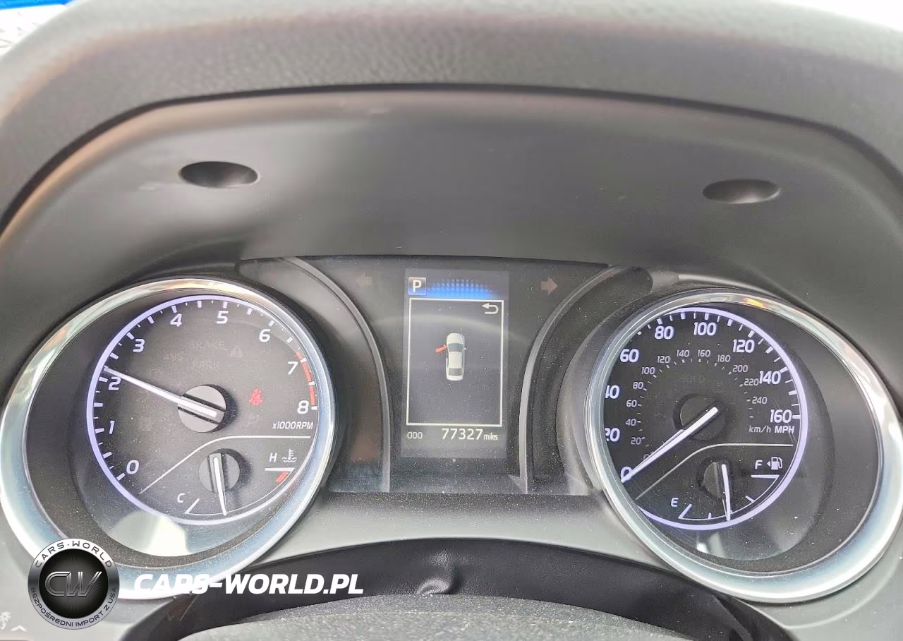 2020 Toyota Camry Le VIN:4T1C11AK0LU303286 - 9