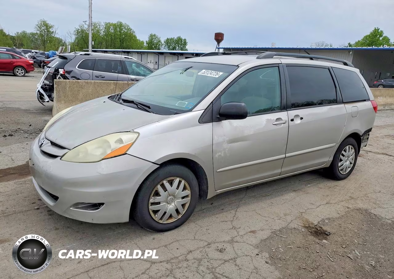 2006 Toyota Sienna Le 8 Passenger