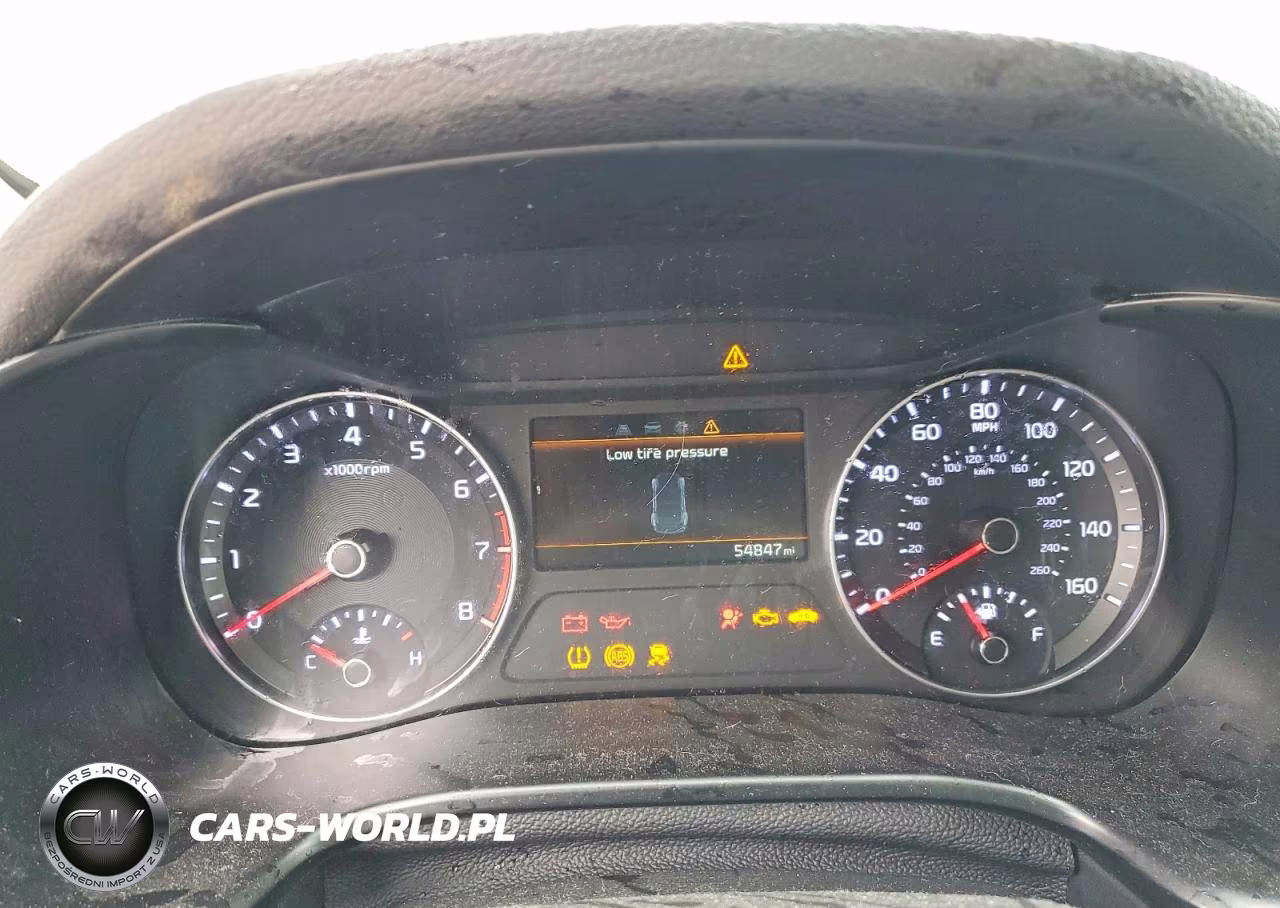 2023 Kia Forte Lxs VIN:3KPF24AD5PE595989 - 9