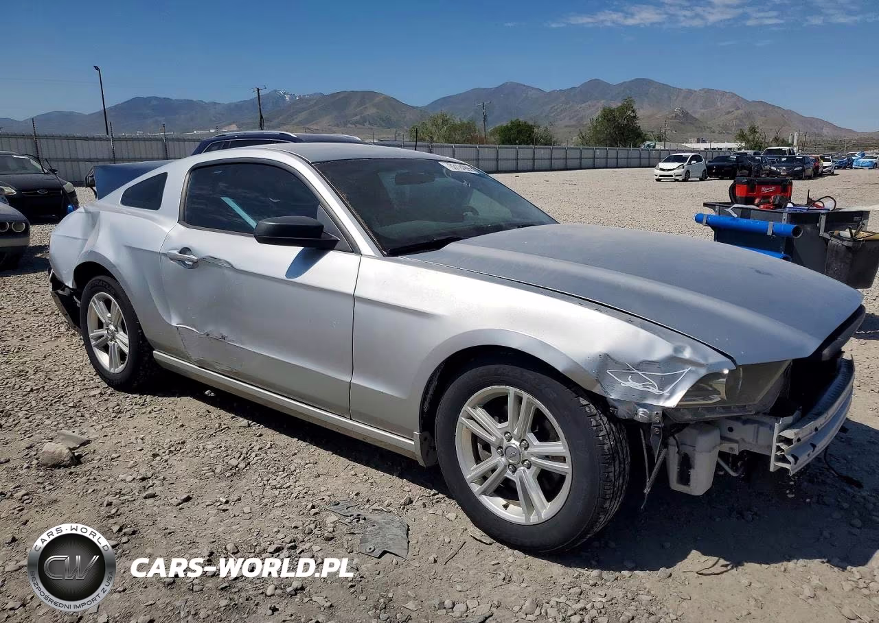 2014 Ford Mustang VIN:1ZVBP8AM2E5239707 - 4