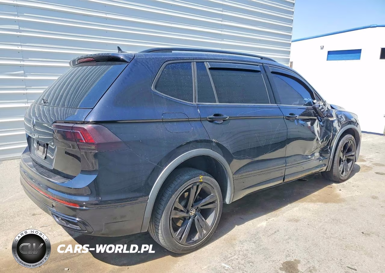 2023 Volkswagen Tiguan Se R-Line Black VIN:3VVCB7AX4PM015055 - 3