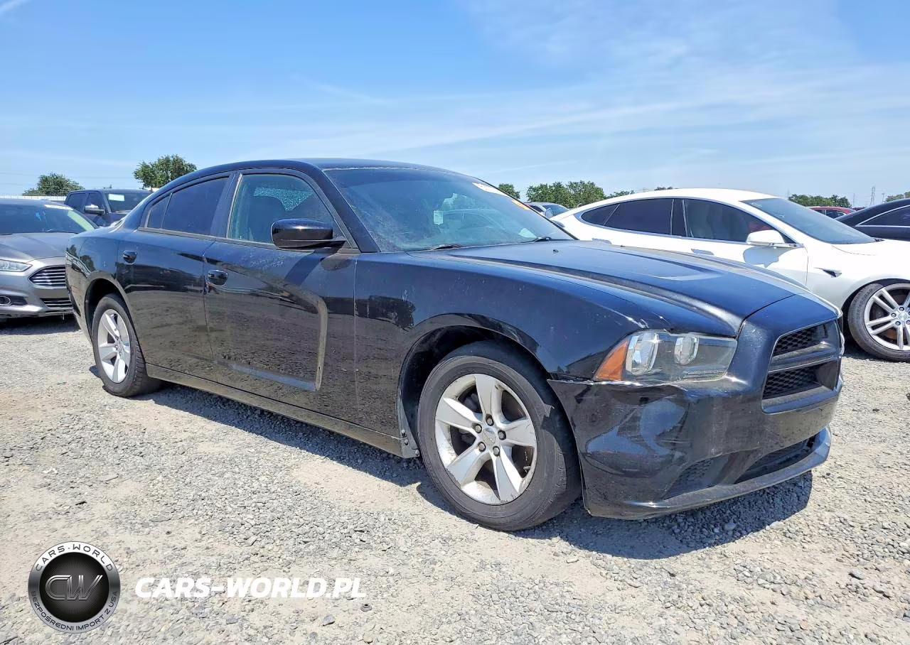 2013 Dodge Charger Se VIN:2C3CDXBG6DH680061 - 4