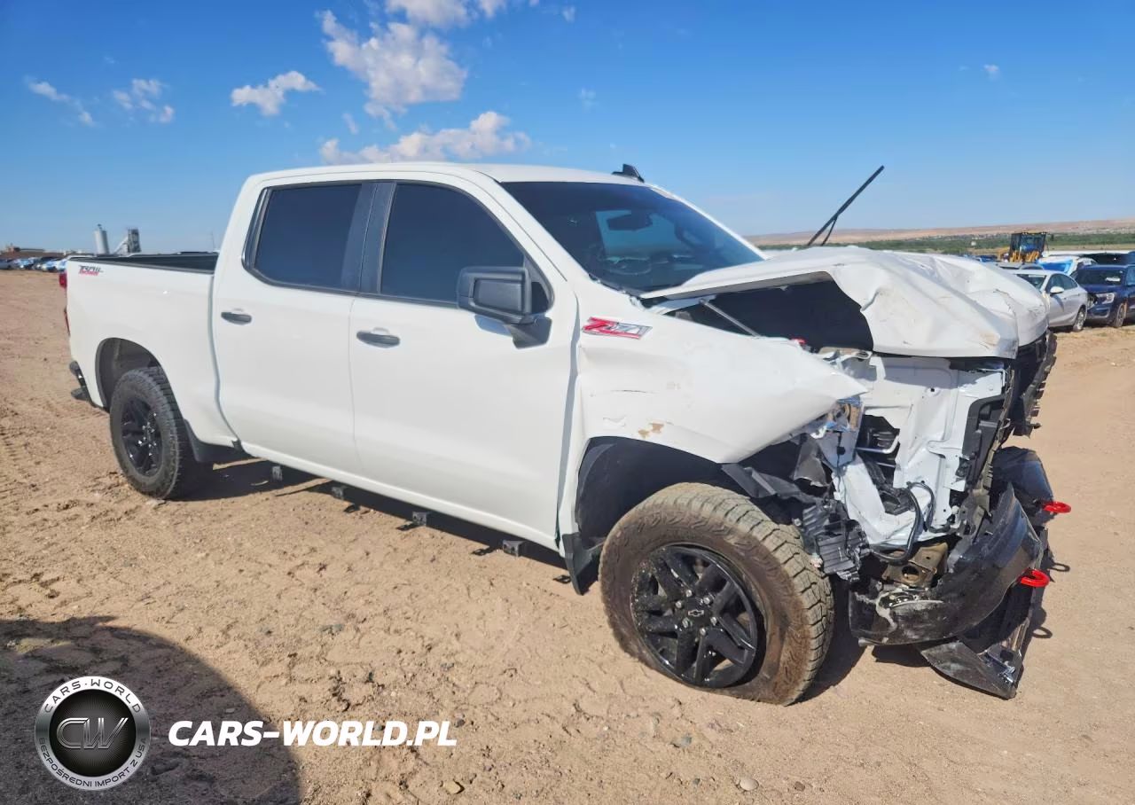2026 Chevrolet Silverado K1500 Trail Boss Custom VIN:3GCUKCED3TG235159 - 4