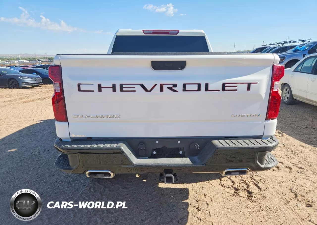 2026 Chevrolet Silverado K1500 Trail Boss Custom VIN:3GCUKCED3TG235159 - 6