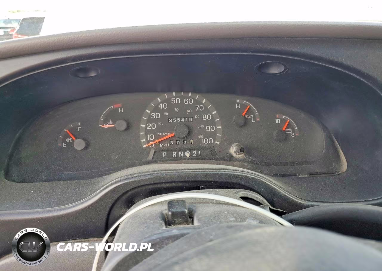 2000 Ford Econoline E250 Van VIN:1FTNE24L9YHB21632 - 9