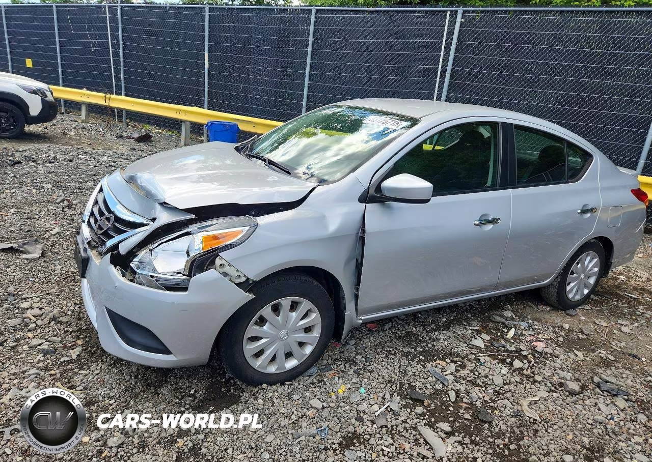 2016 Nissan Versa 1.6 Sv
