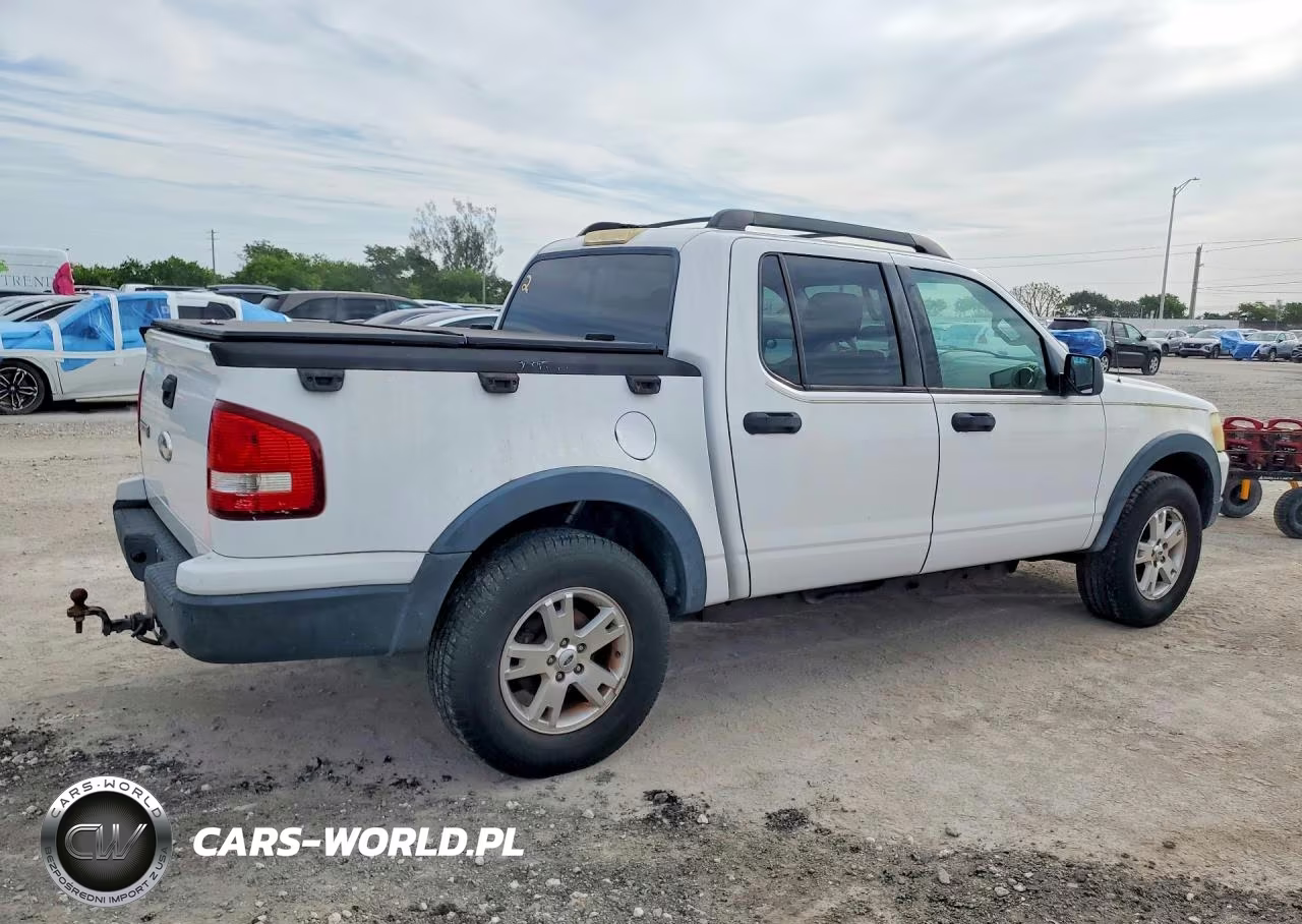 2007 Ford Explorer Sport Trac Xlt VIN:1FMEU31K47UA31004 - 3