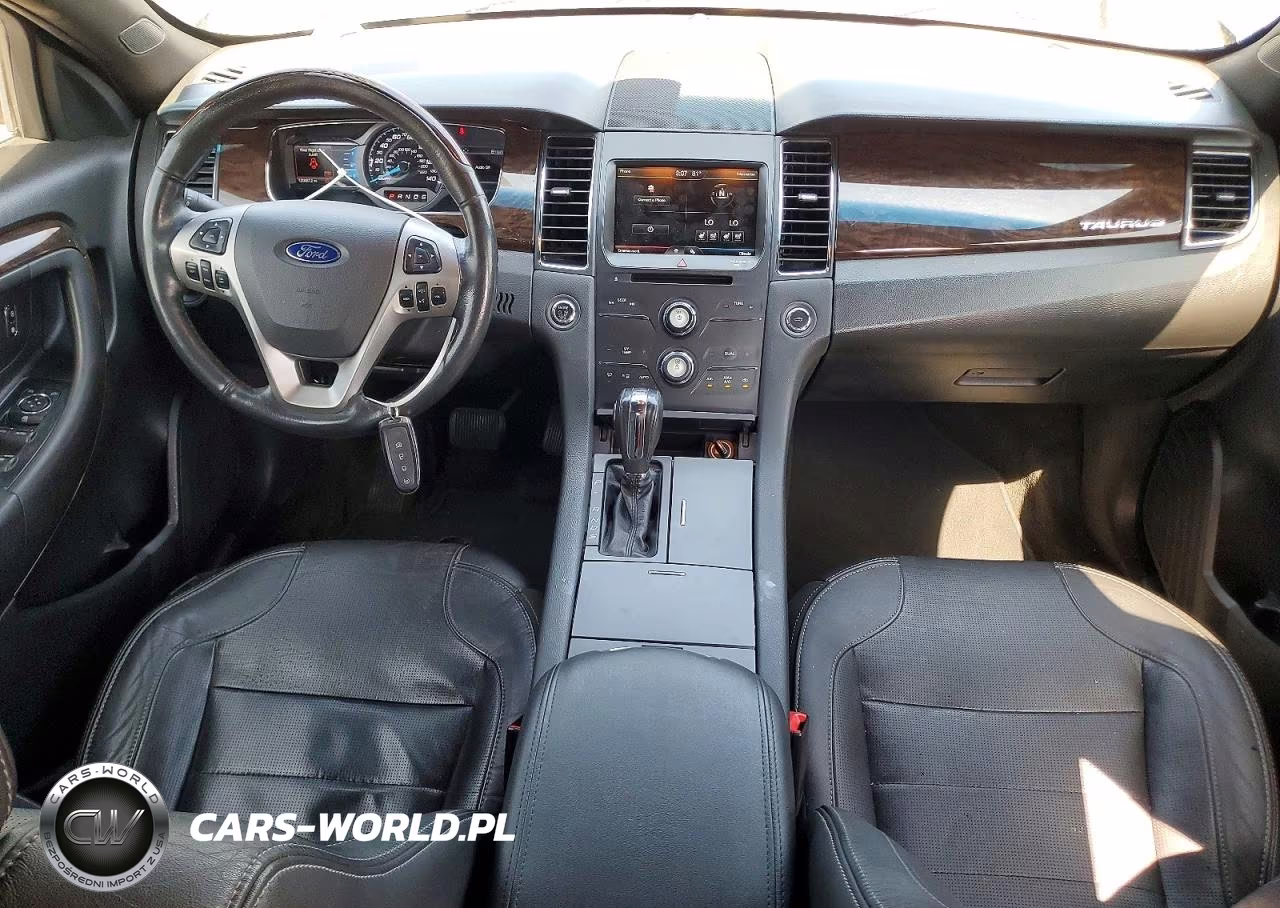 2015 Ford Taurus VIN:1FAHP2F84FG110286 - 8