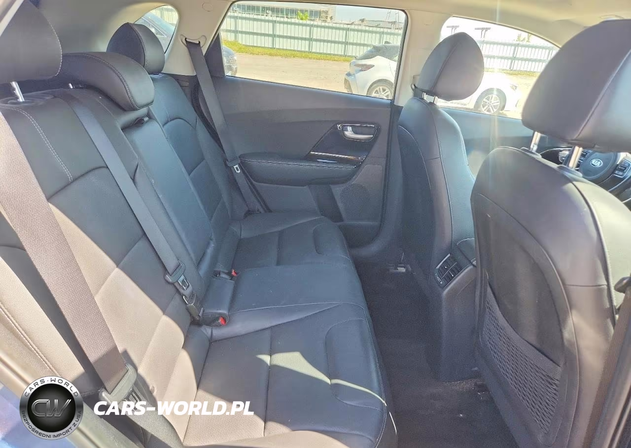 2020 Kia Niro Ex Premium VIN:KNDCE3LC8L5364812 - 11