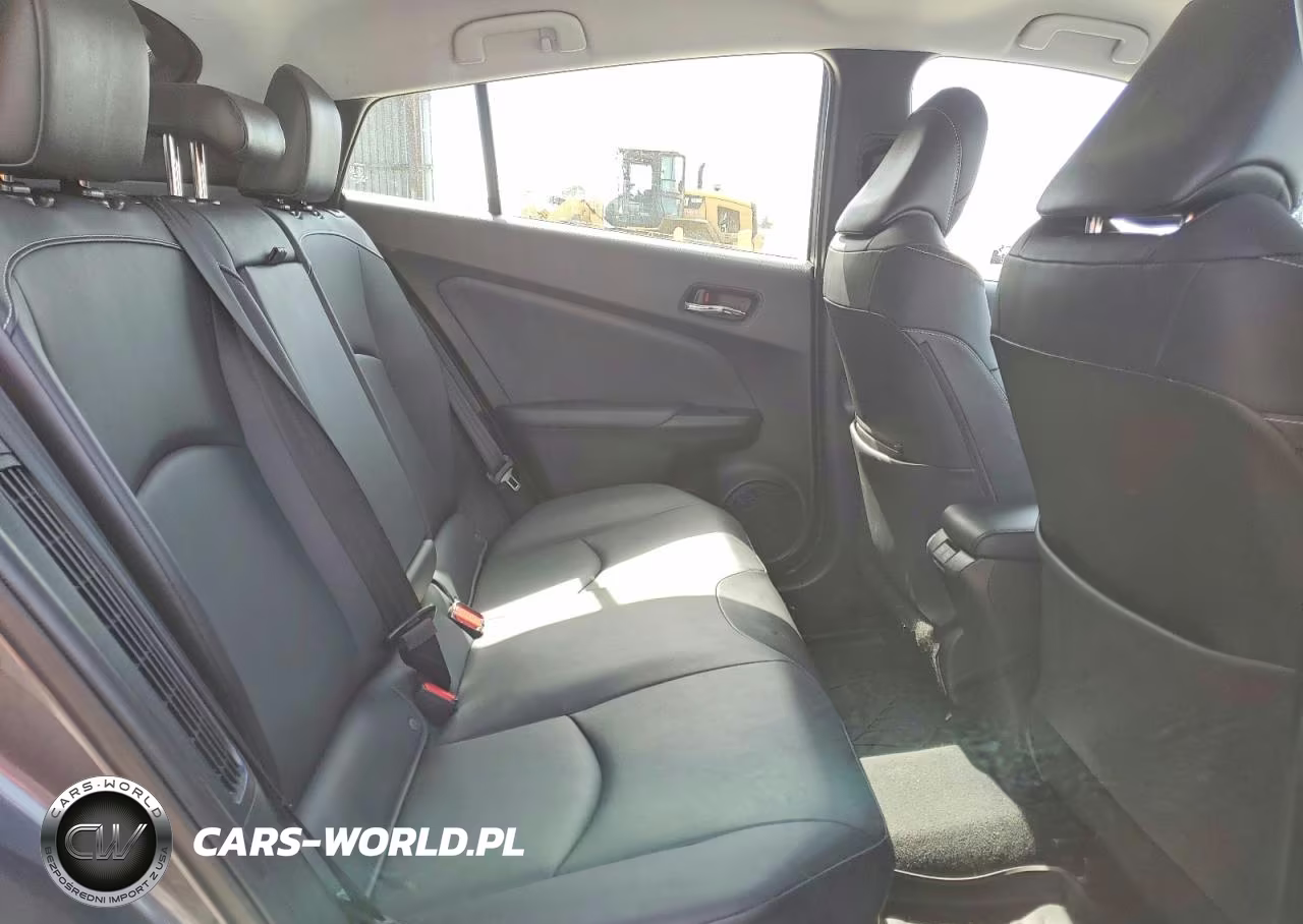 2020 Toyota Prius Prime Limited VIN:JTDKARFPXL3149307 - 10