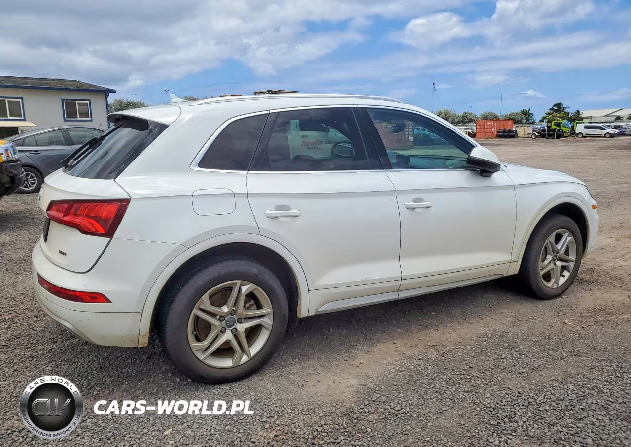 2019 Audi Q5 Premium VIN:WA1ANAFY4K2132365 - 3