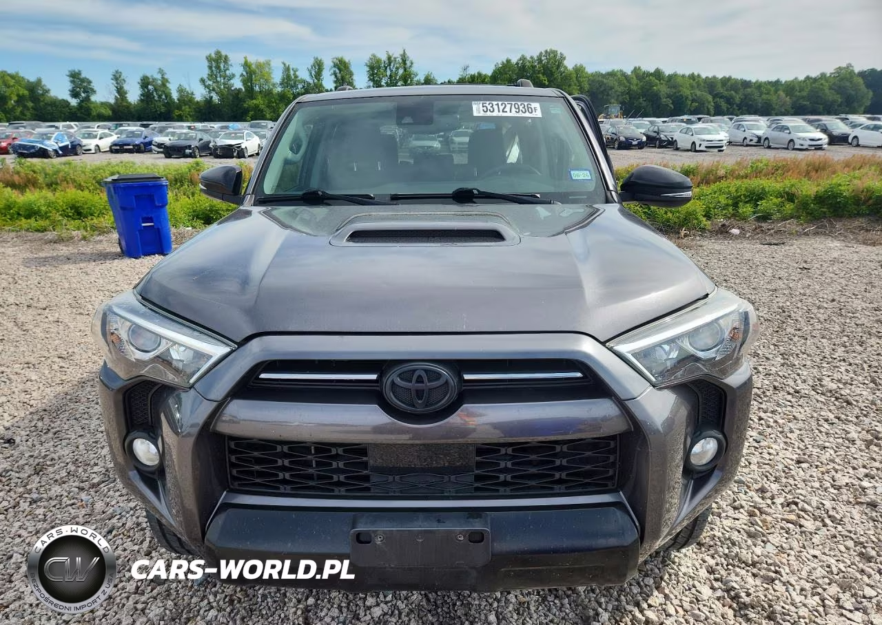 2020 Toyota 4Runner Venture Edition VIN:JTEBU5JR1L5815060 - 5