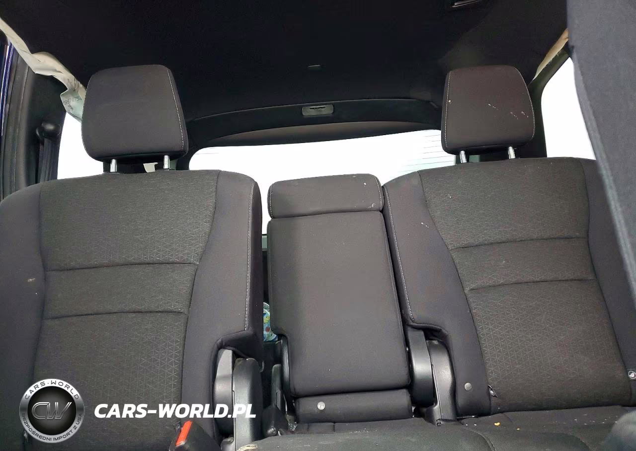 2019 Honda Passport VIN:5FNYF8H23KB013173 - 10