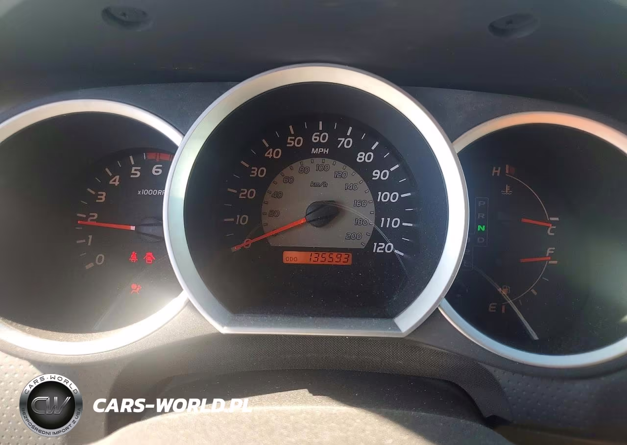 2005 Toyota Tacoma Access Cab VIN:5TETX22N35Z008260 - 9