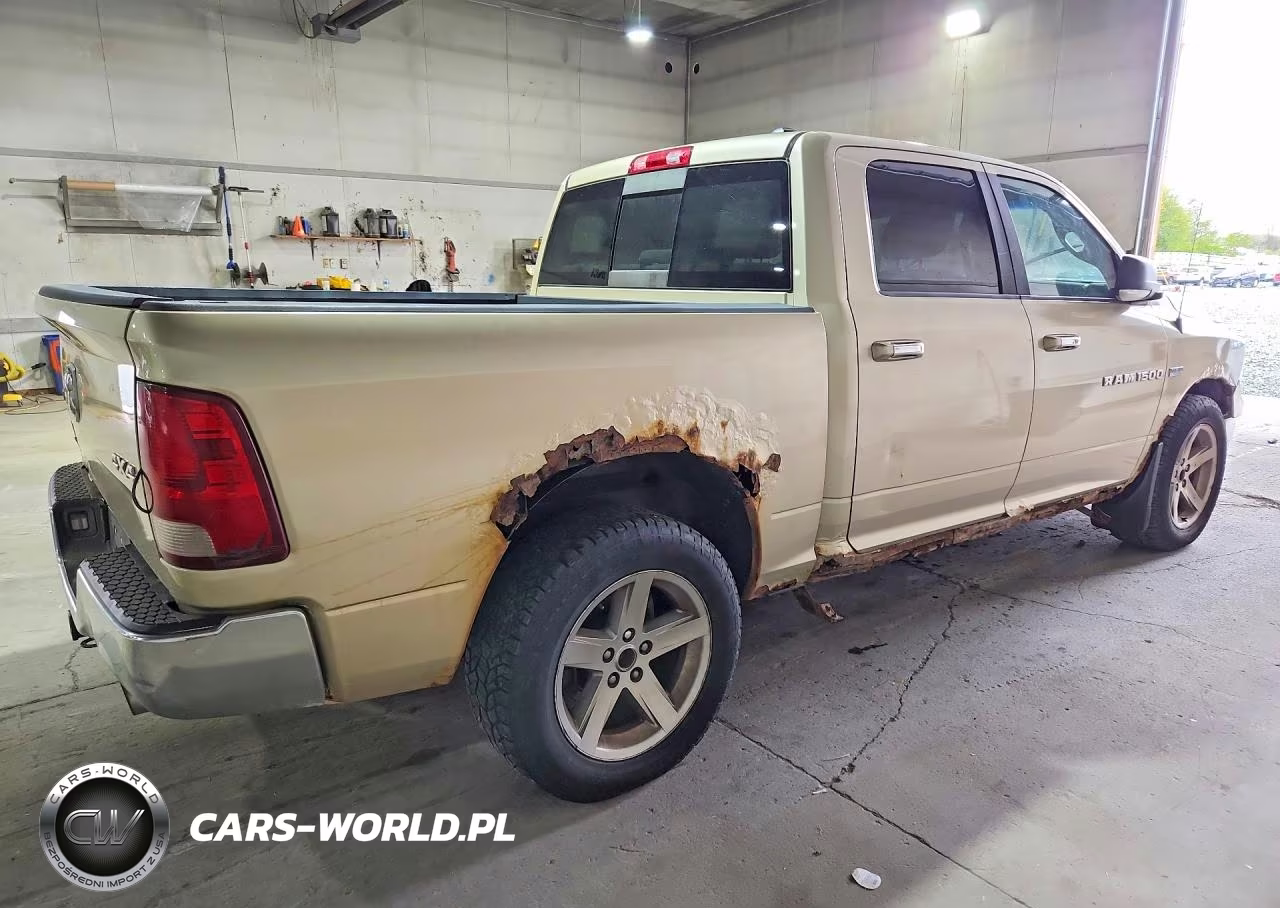 2011 Dodge Ram 1500 VIN:1D7RV1CT6BS535755 - 3