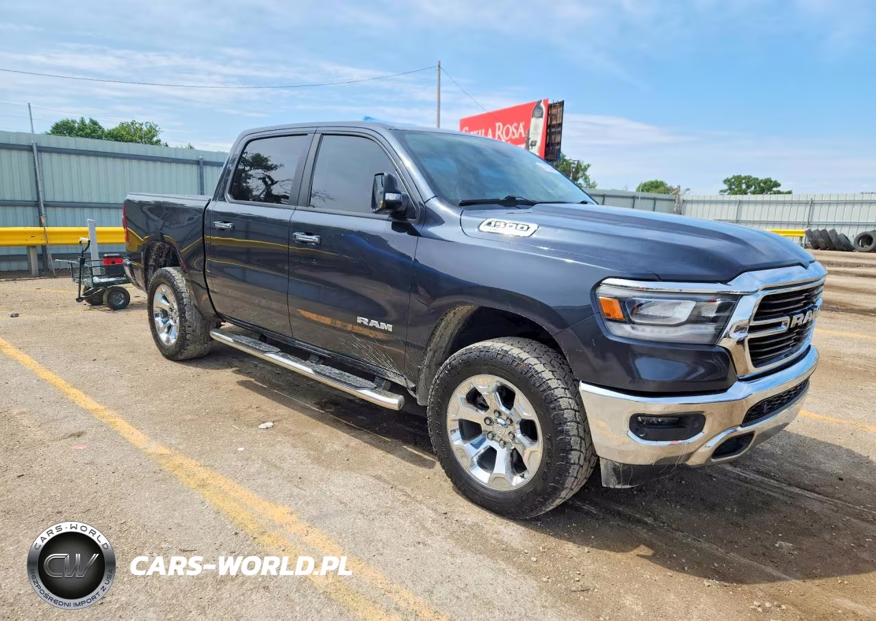 2019 Ram 1500 Big Horn VIN:1C6SRFFT2KN573708 - 4