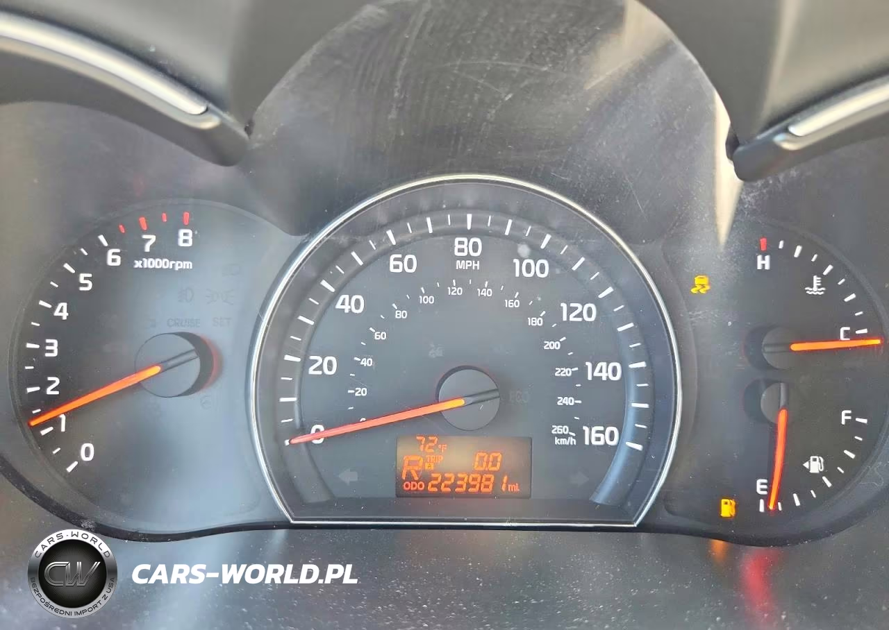 2014 Kia Sorento Lx VIN:5XYKTCA67EG545747 - 9