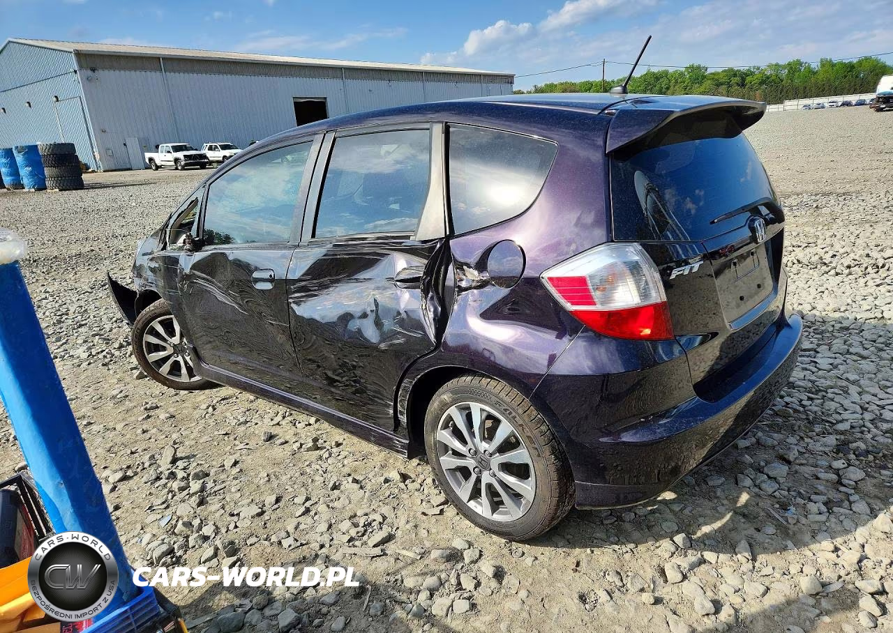 2013 Honda Fit Sport VIN:JHMGE8H54DC045153 - 2